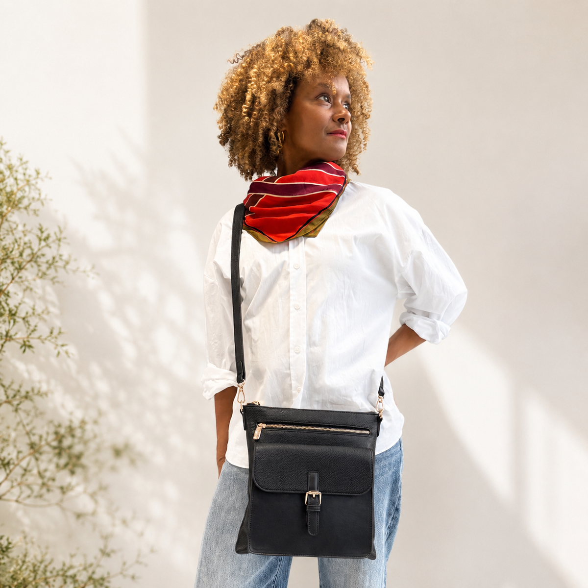 Dawn Crossbody Messenger