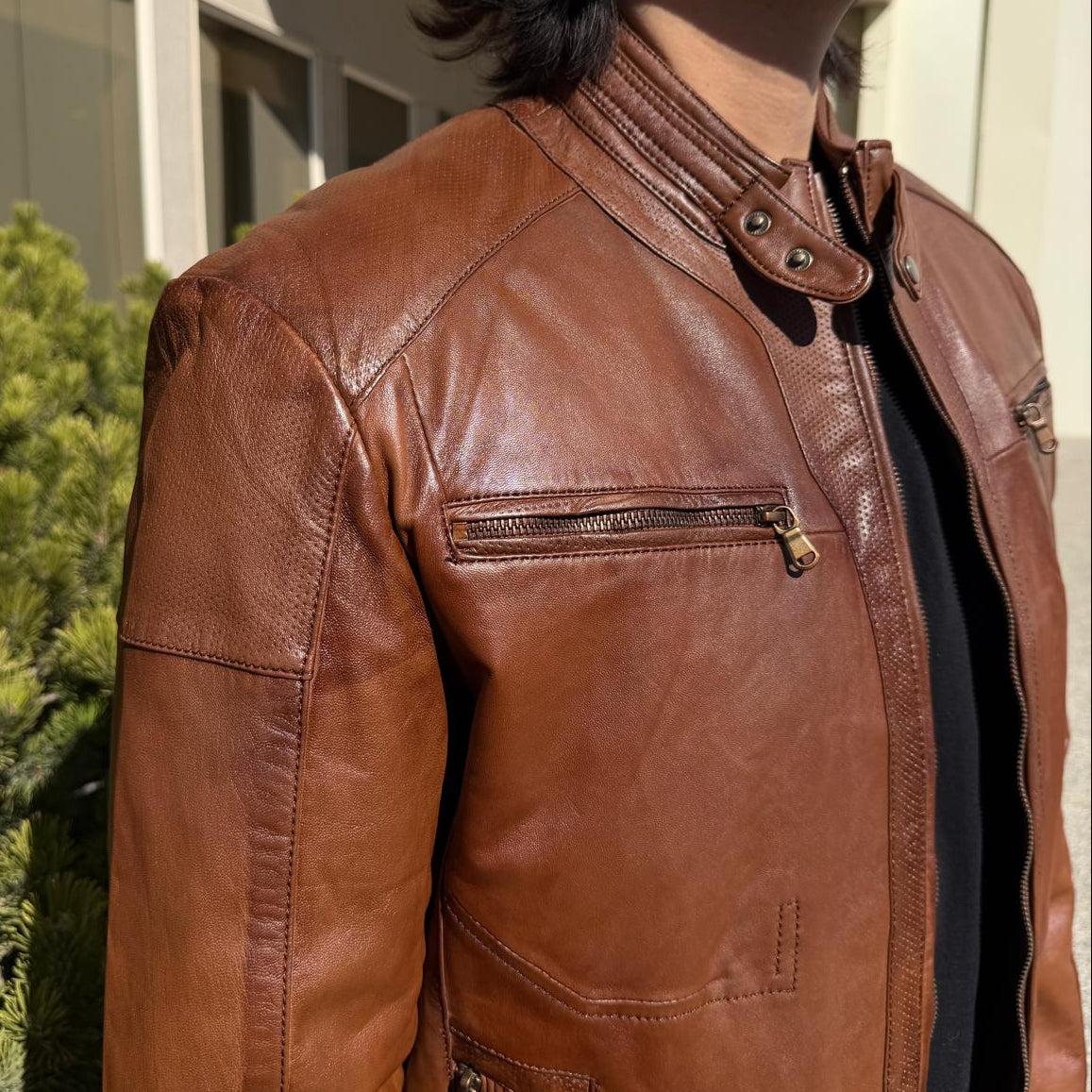 BOL Men’s Snap Collar Leather Racer Jacket. Genuine Sheep Leather Cafe Racer with 4 Zip Pockets