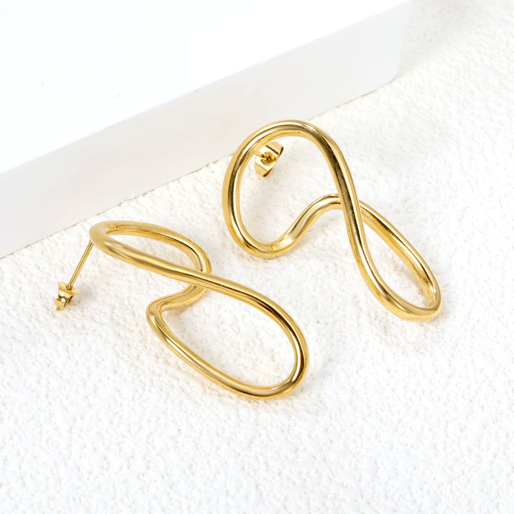 Chic Curved Hoop Earrings