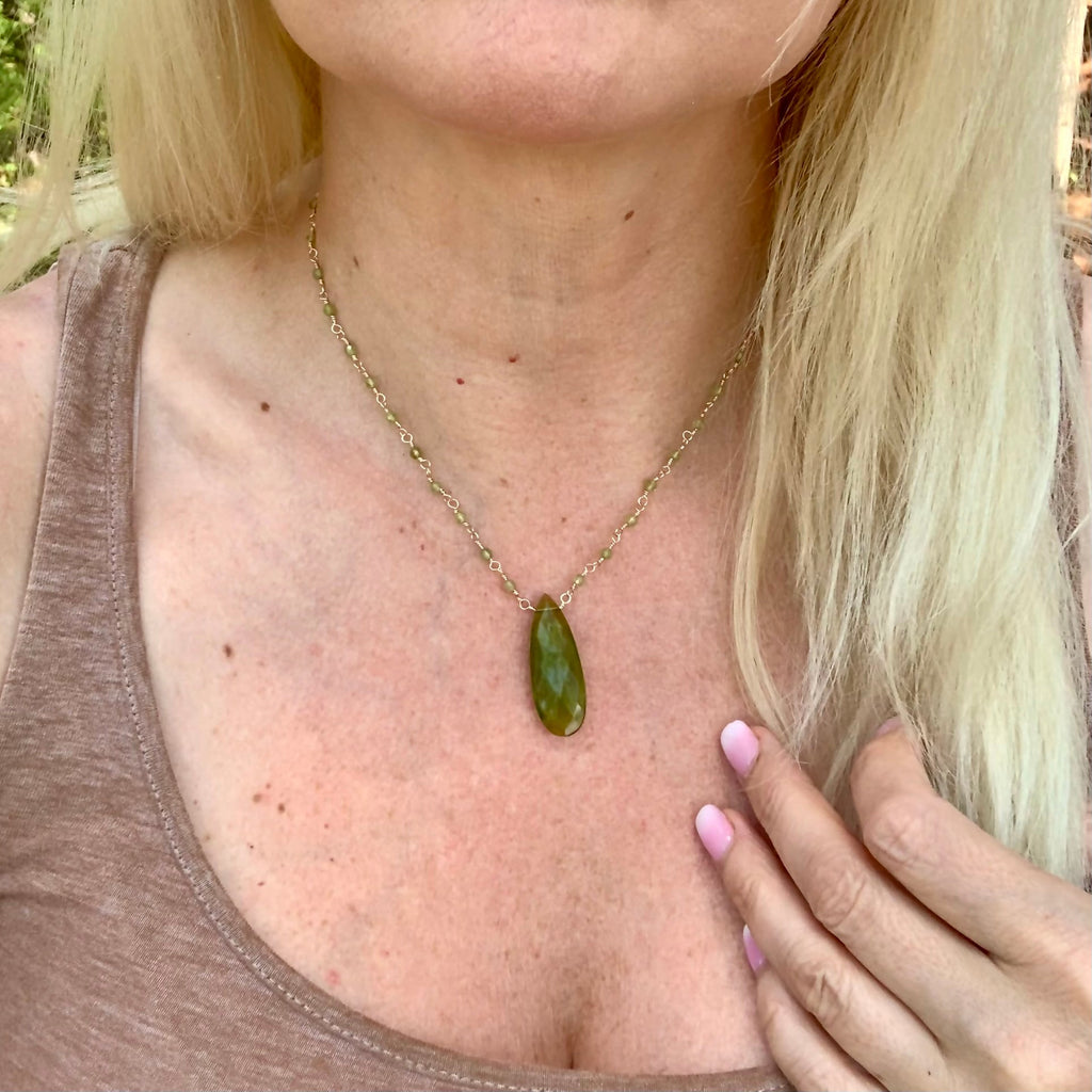 Peridot Bloom Necklace – Handcrafted Yellow Gold Fill August Birthstone