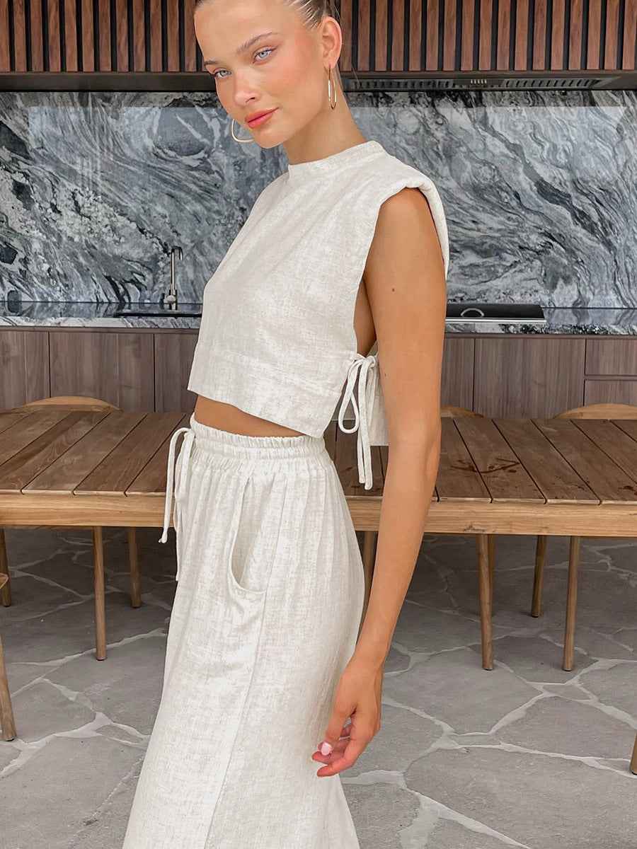 Women's Cotton Linen Two Piece Set – Sleeveless Blouse and Wide Leg Trousers Outfit