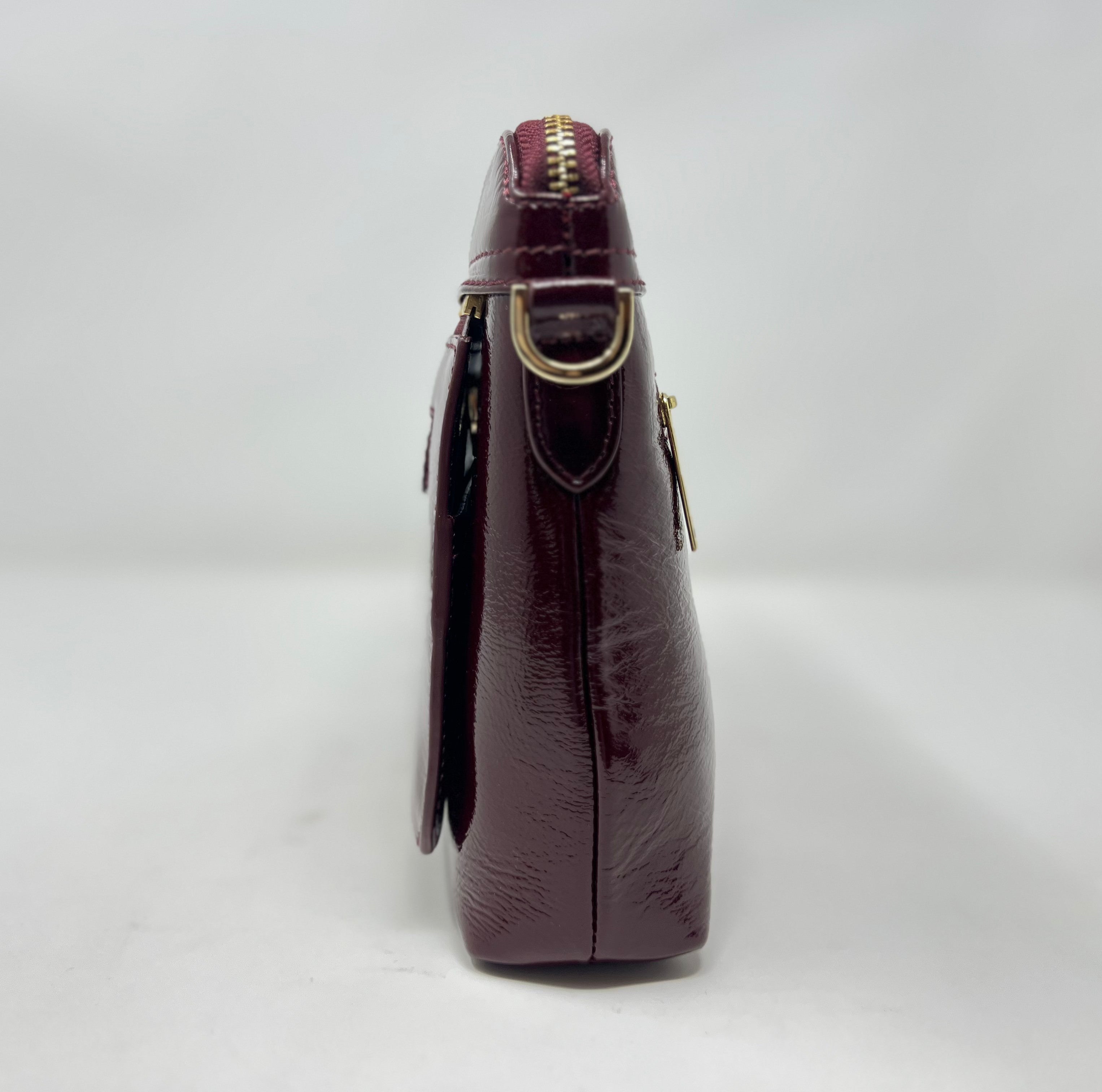 Petit Sac à Bandoulière en Cuir Rouge bordeaux vernis , Brigitte