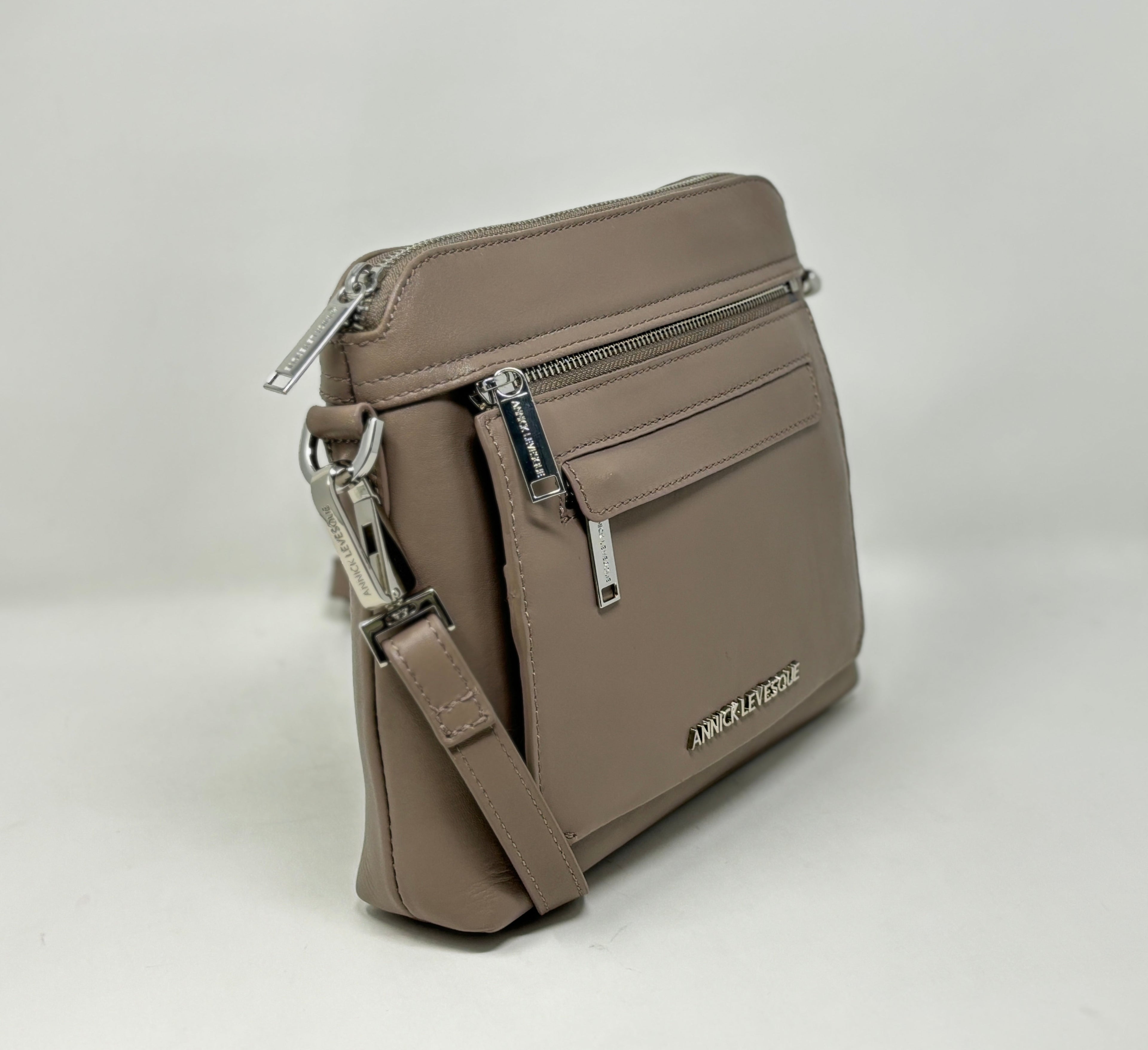 Petit Sac à Bandoulière en Cuir Taupe, Brigitte