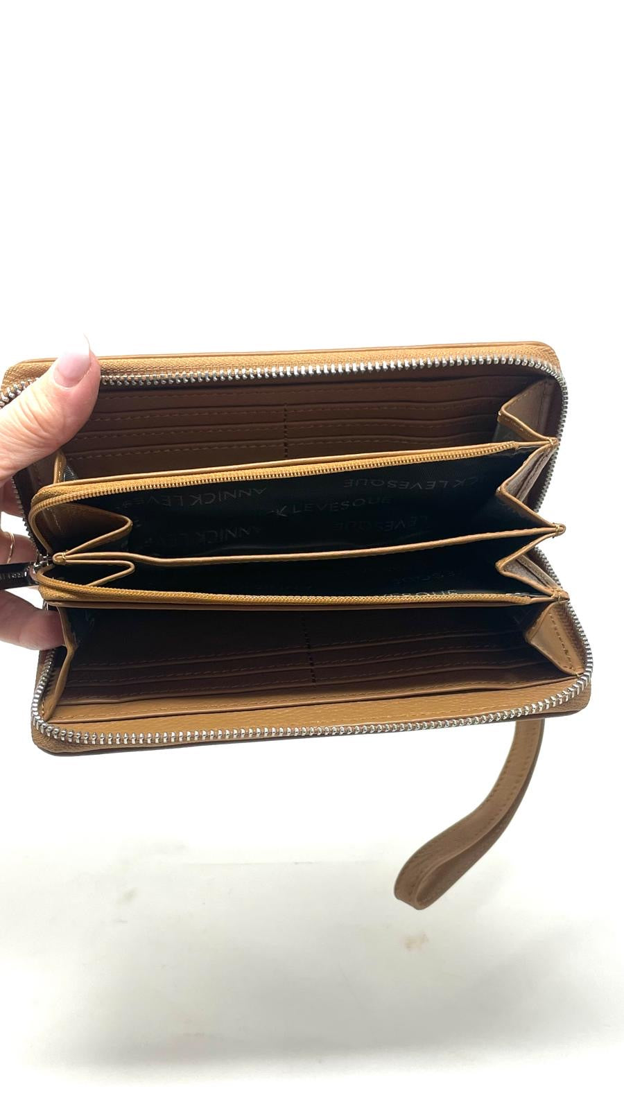 Portefeuille en cuir véritable Tan, Carla