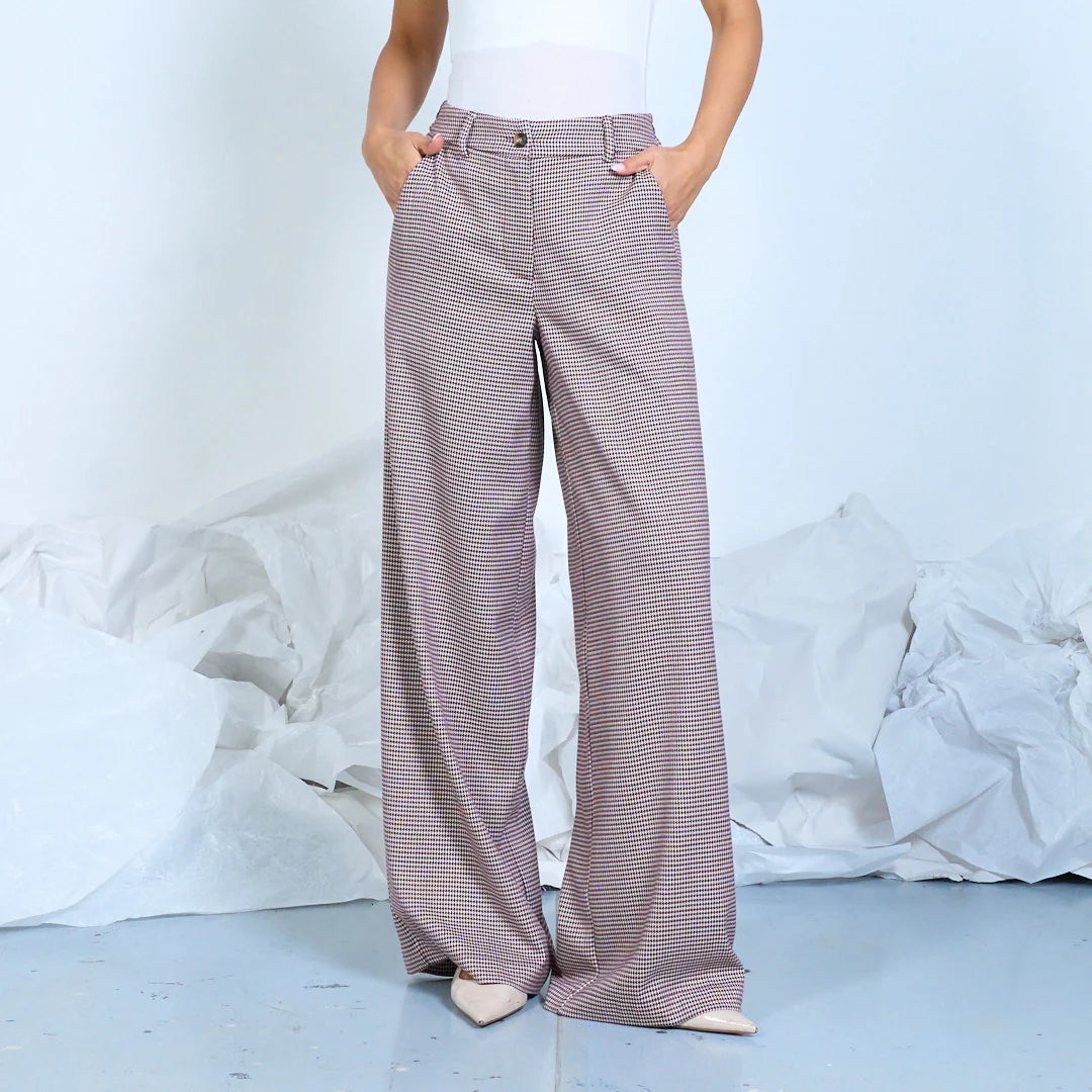 Micro-check wide-leg trousers with high waist and front pleats