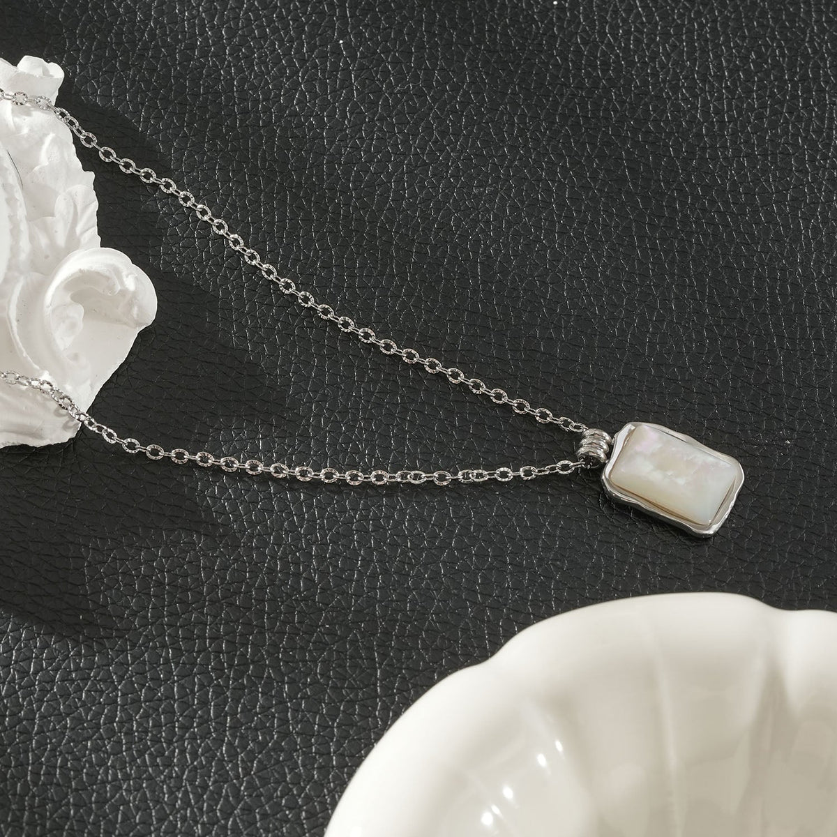 MAUI Silver: Vintage-Inspired Rectangle Shell Pendant Chain Necklace