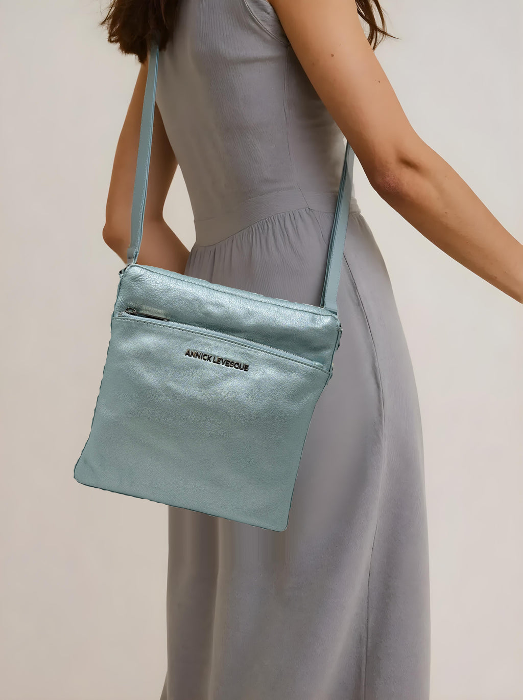 Sac à Bandoulière en cuir bleu céleste | Gisèle