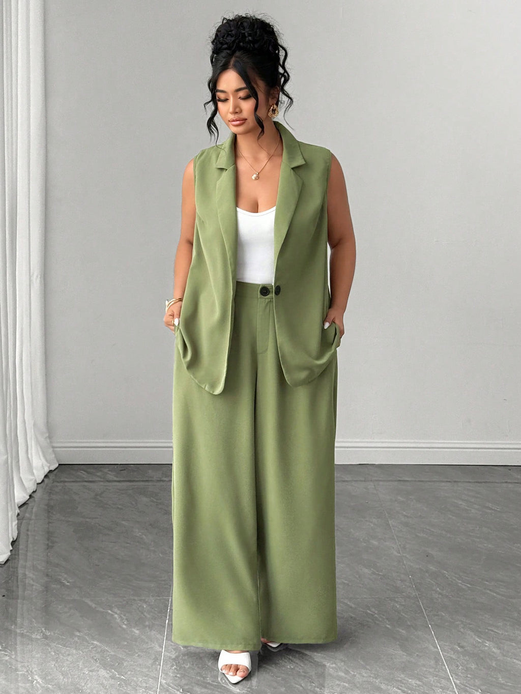 GlowEve CURVE Women's Plus Size Sleeveless Blazer Vest, Wide Leg Long Pants And Camisole Set, Gentle And Cool 3-Piece Outfit For Outing, Commuting, Dating, Gathering, Light Business, Casual Streetwear, Easy To Match