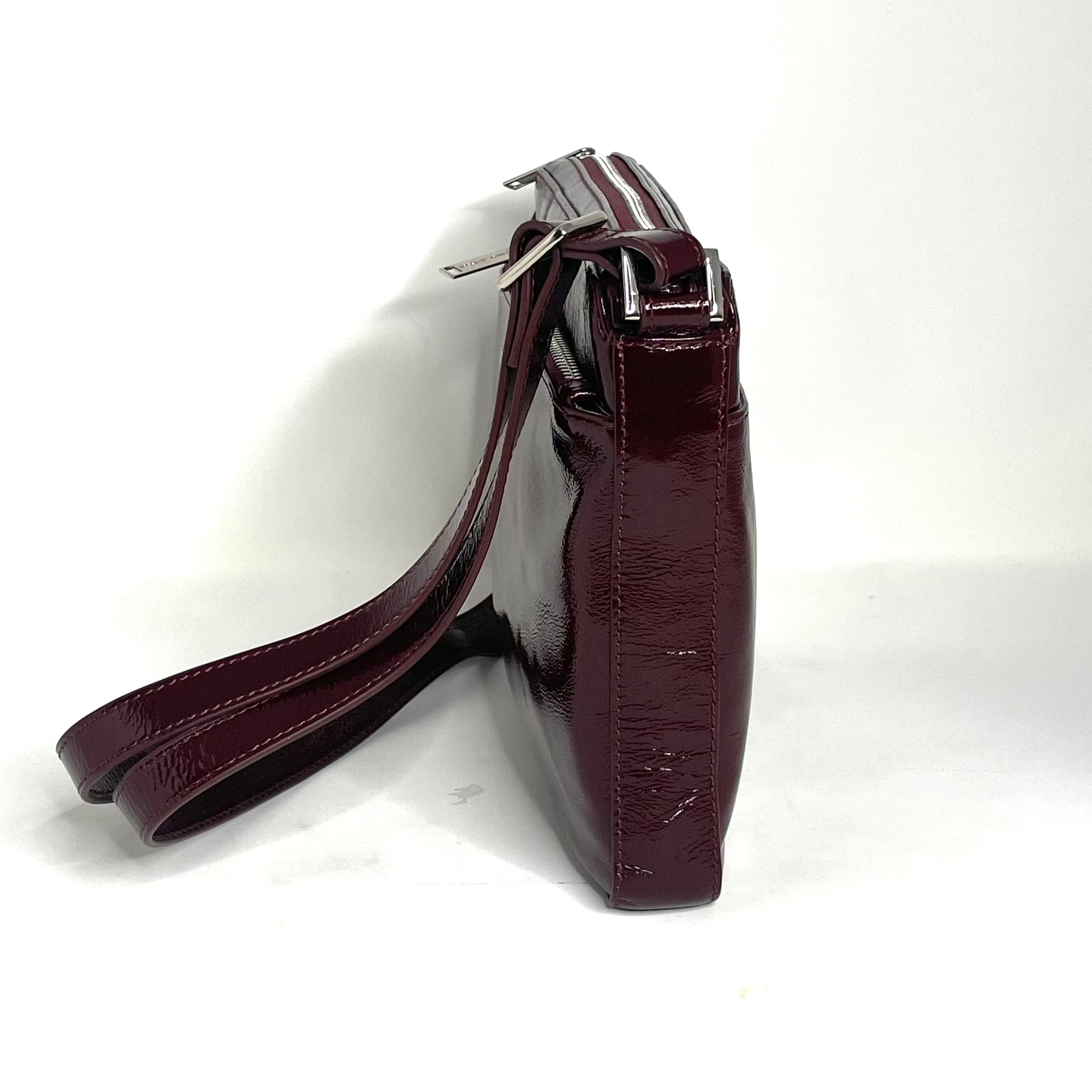 Sac à bandoulière rouge bordeaux foncé patin souple | Gisèle petit