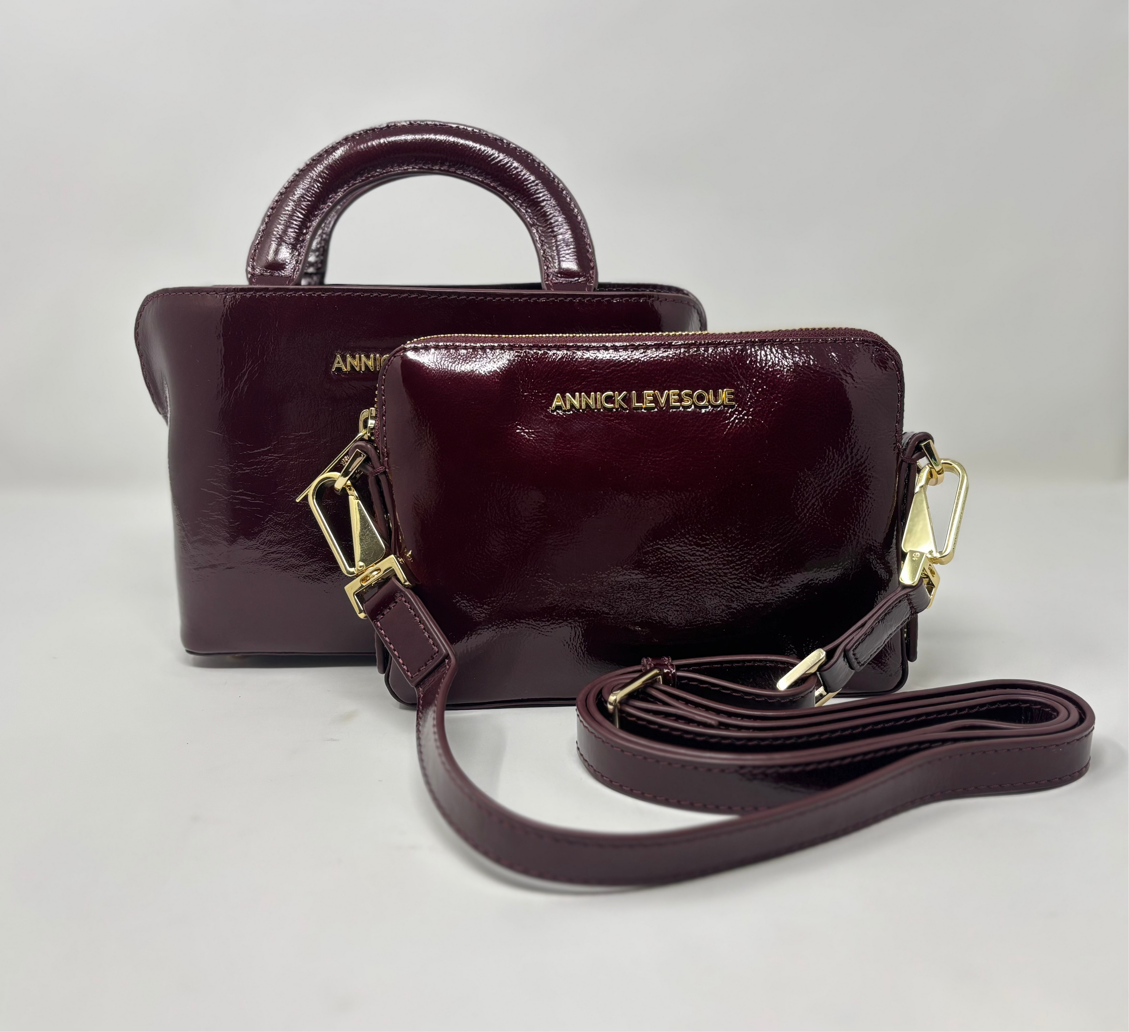 Sac à main en cuir, deux en un, rouge bordeaux vernis | Clarence