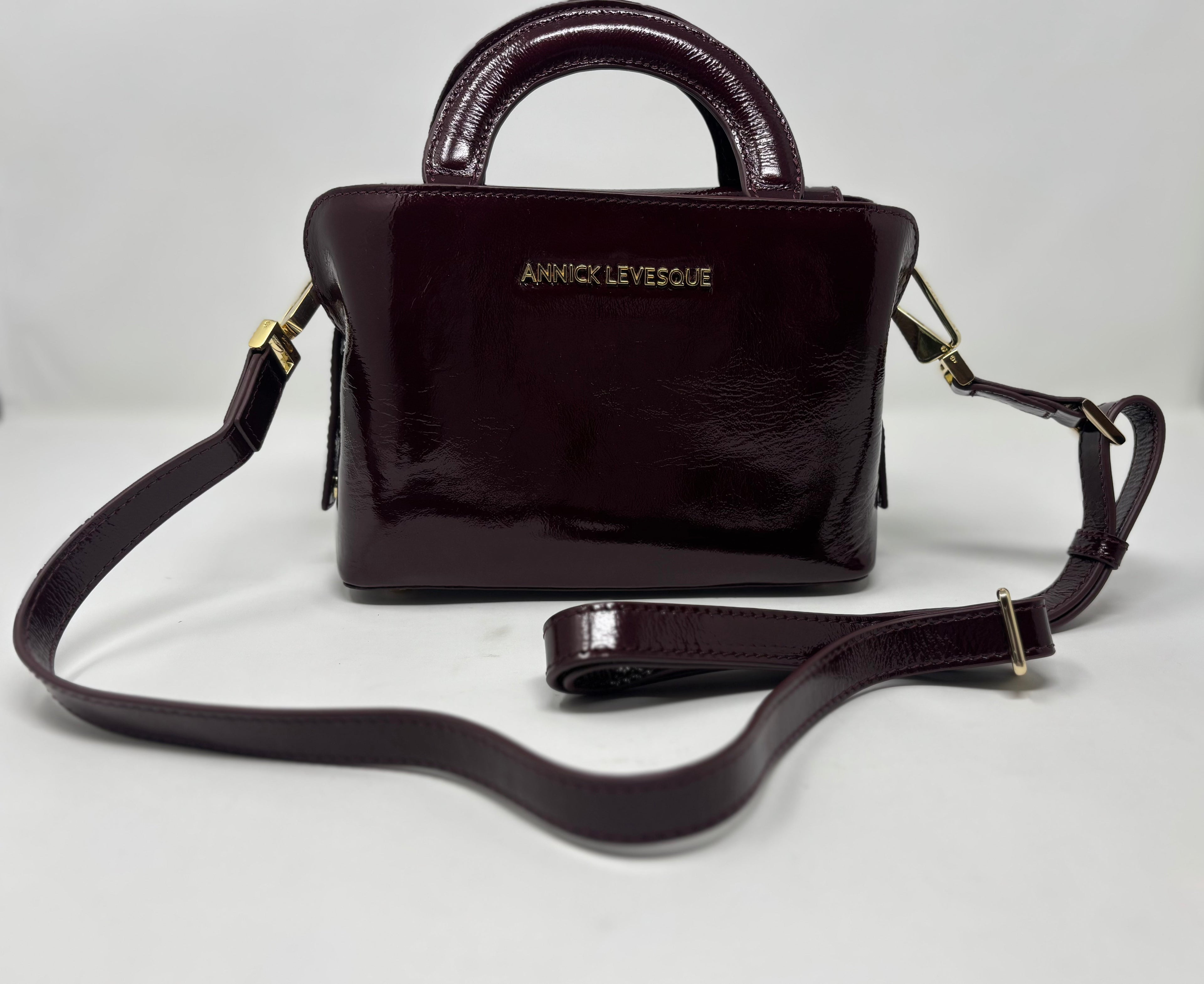 Sac à main en cuir, deux en un, rouge bordeaux vernis | Clarence