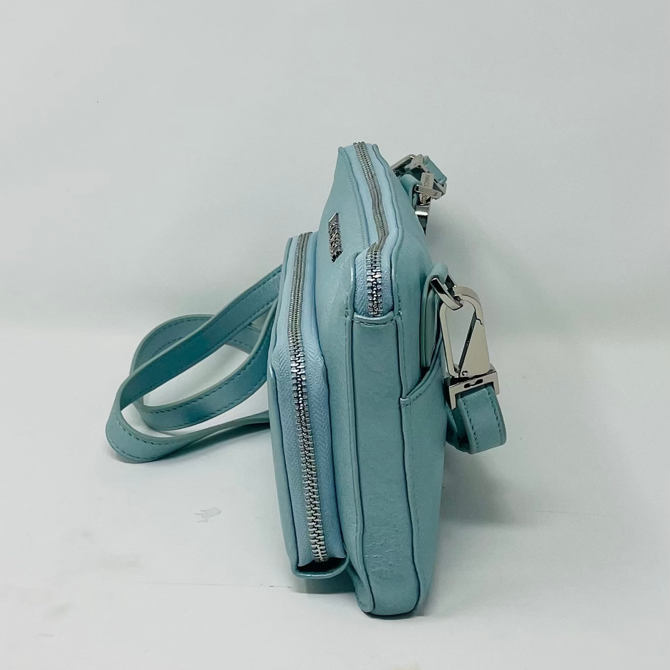 Petit sac à main-portefeuille en Cuir Véritable Bleu céleste, Carmen
