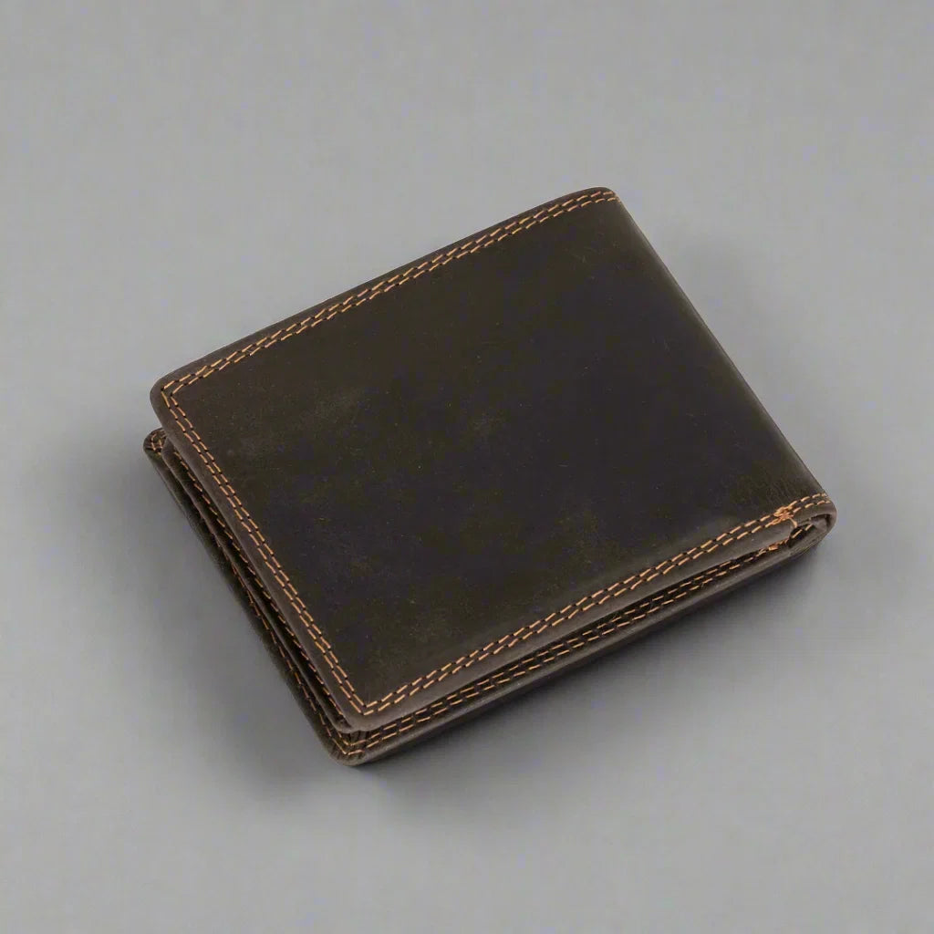 Greenwood Leather Men's Wallet. RFID-Blocking Oil Pull-Up Leather