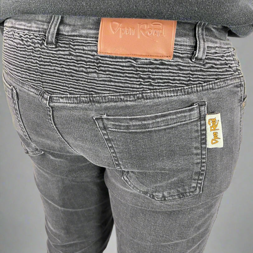 Men’s Armored Motorcycle Riding Jeans. CE-Certified Knee & Hip Armor Denim