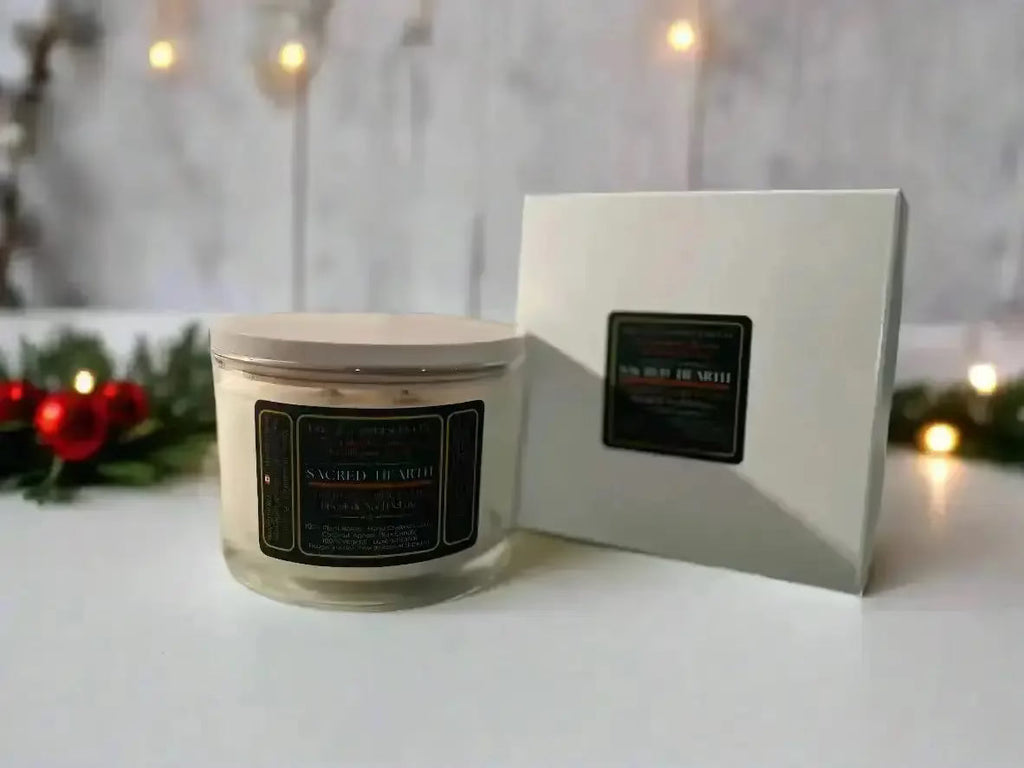 FROSTED CRANBERRY &amp; SPICE | Festive cranberry Christmas luxury coconut apricot wax candle