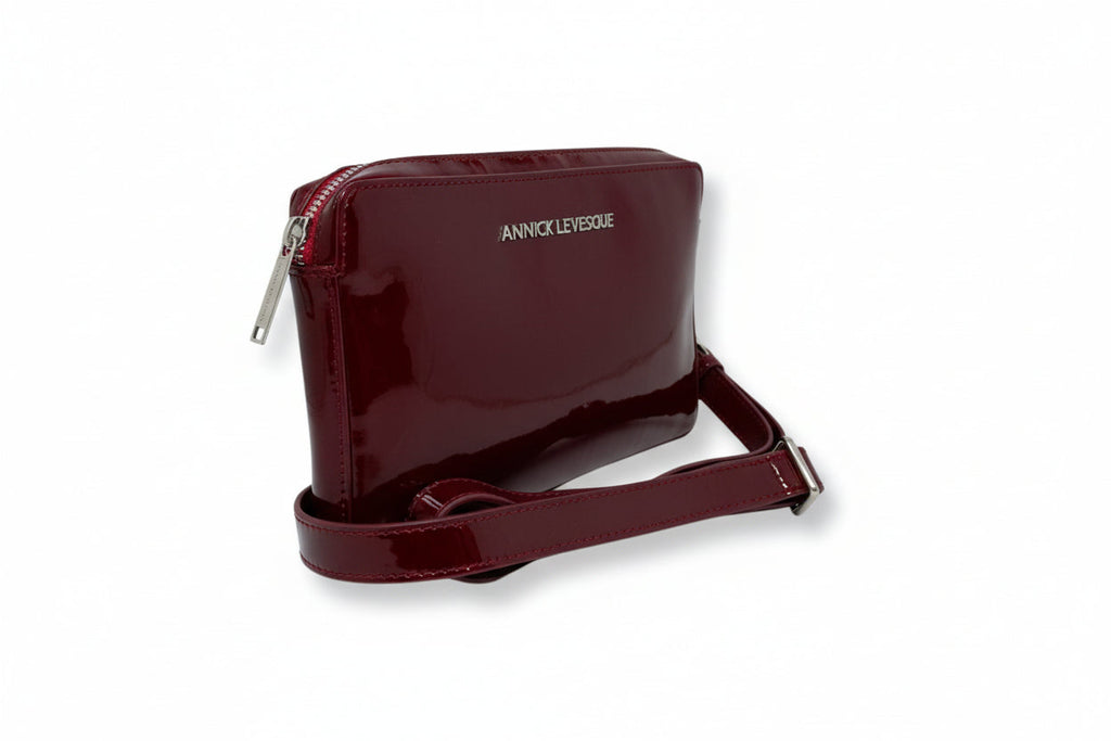 Petit sac bandoulière en Cuir Annie, rouge bordeaux foncé patin souple